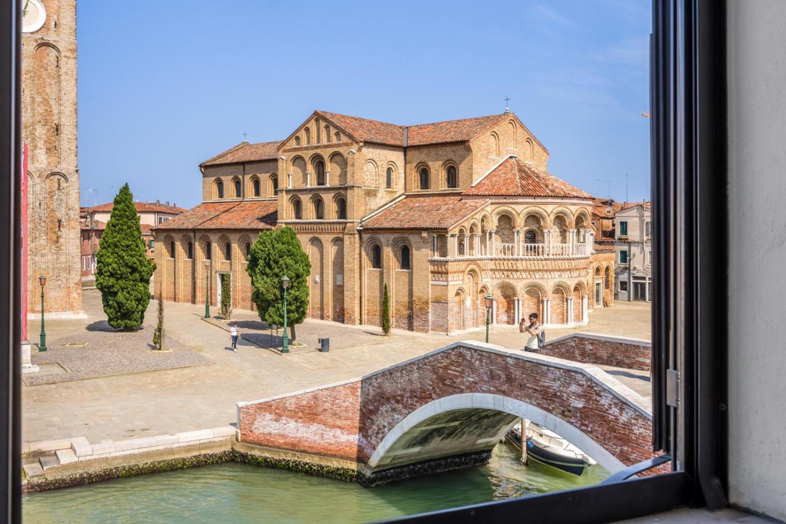 Duomo Murano Apartment With Canal View Exterior photo